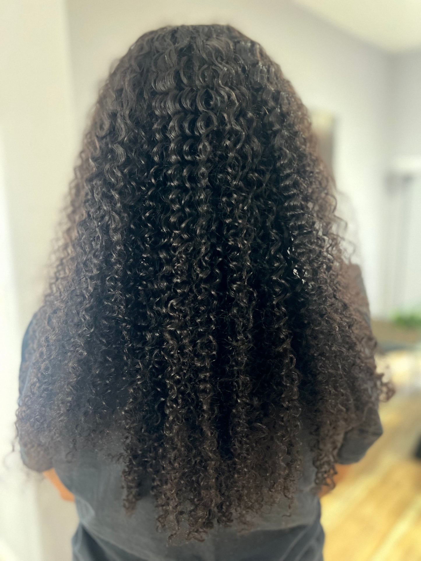 20” inch 100% Glueless Ocean Curl Wear Go Wig. Pre-cut Lace. Undetectable 4x6 HD Lace.